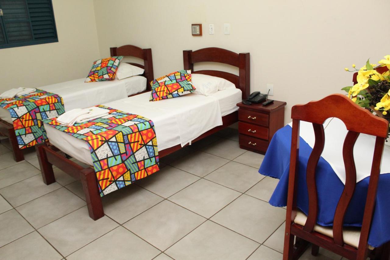 Grandes Lagos Park Hotel Jales ภายนอก รูปภาพ