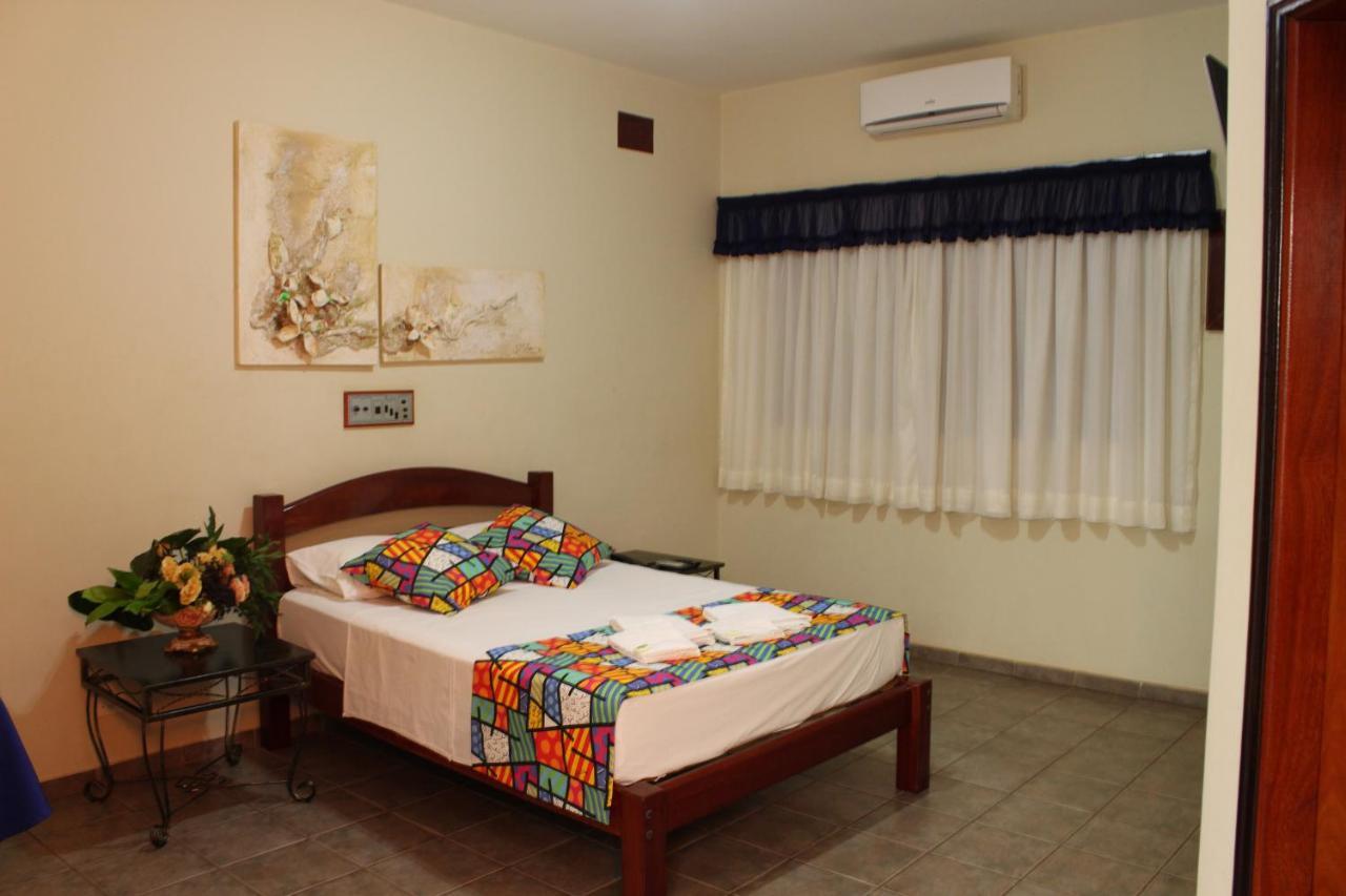 Grandes Lagos Park Hotel Jales ภายนอก รูปภาพ